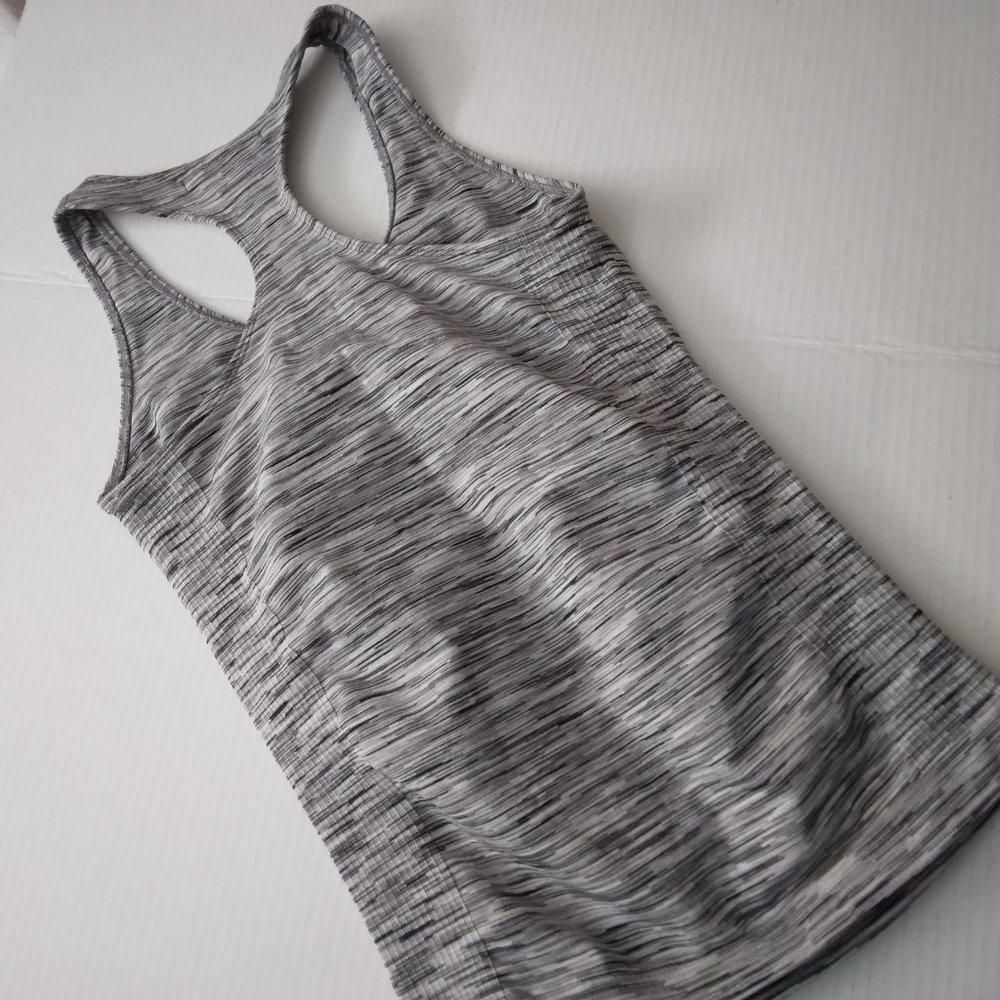 DoceFit Racerback Tank Top XS - Picture 2 of 4